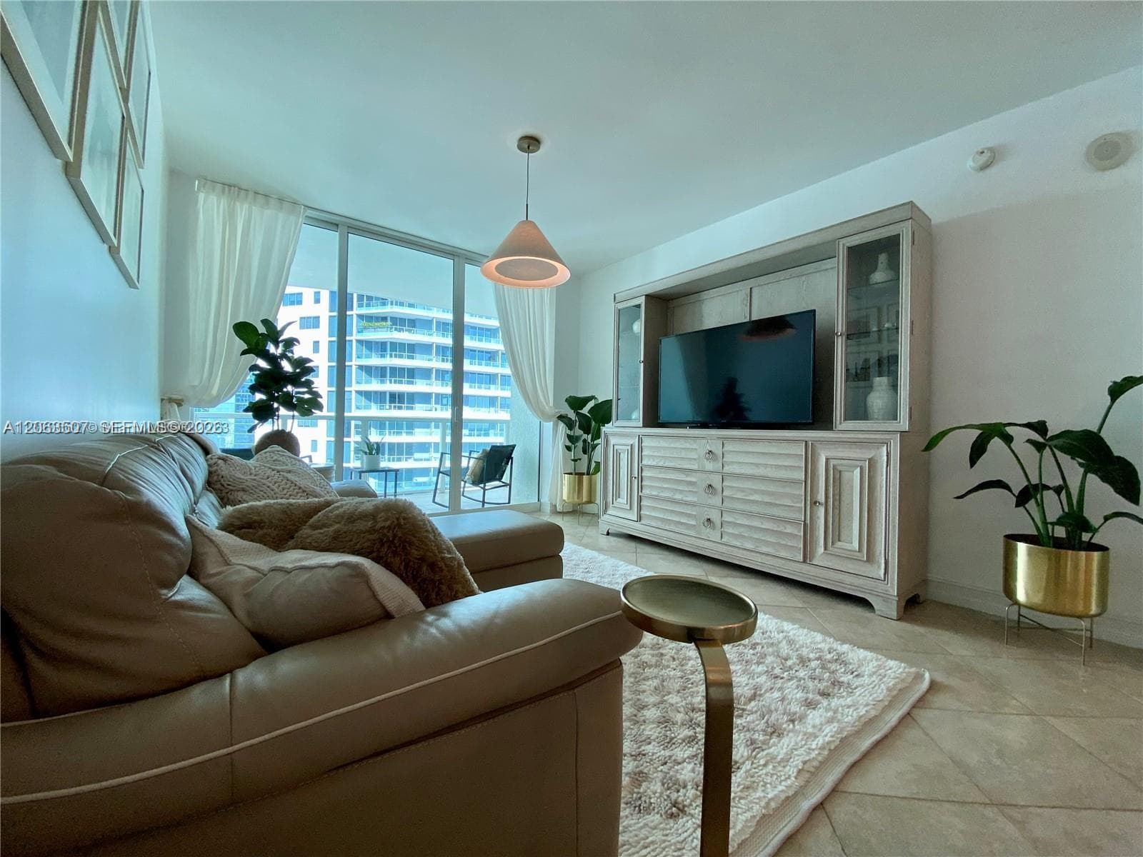 Emerald at Brickell photo 3
