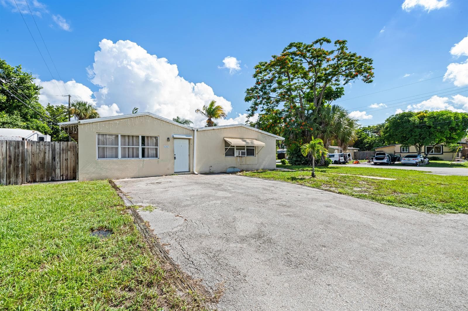 6103 SW 2ND Street, Margate FL 33068