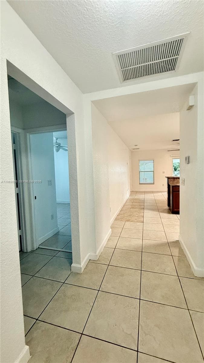 1018 Foster Rd, Hallandale Beach FL 33009 photo 4