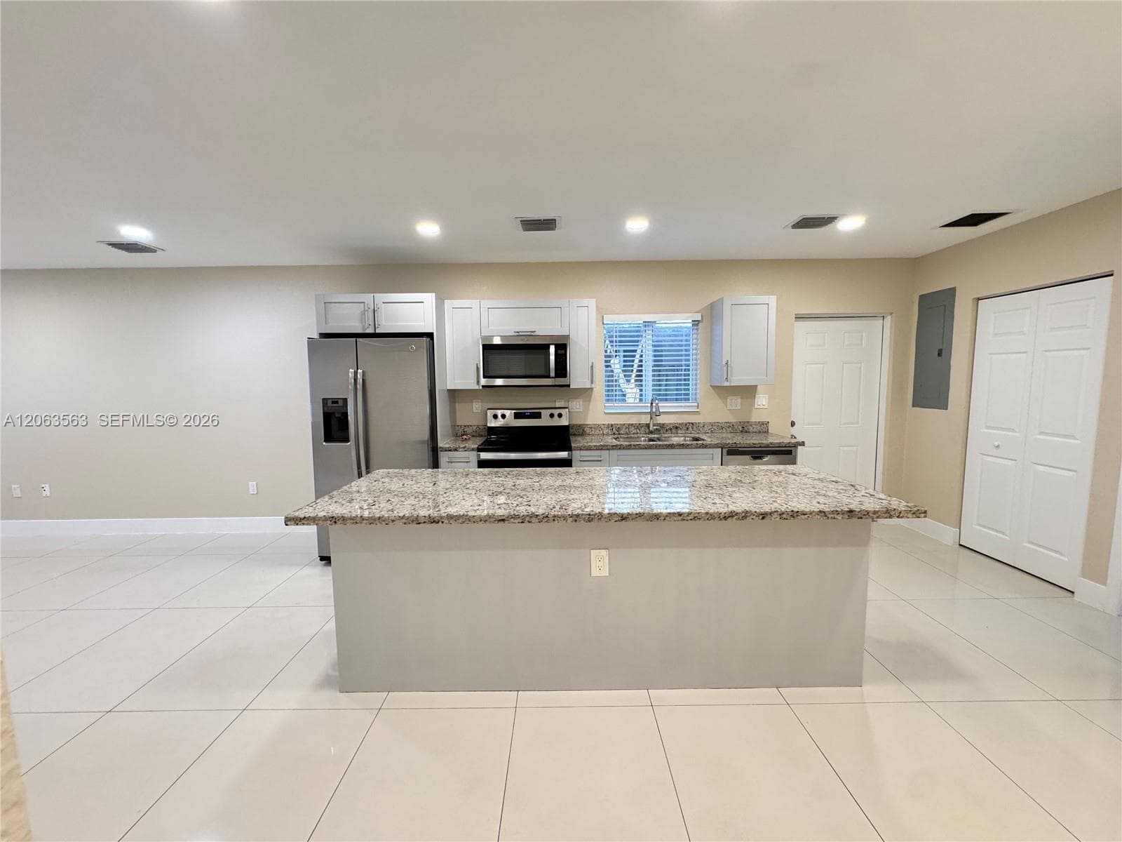 1770 NW 55th St # 1, Miami FL 33142
