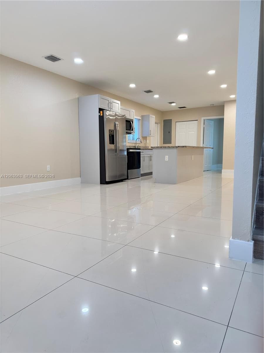 1770 NW 55th St # 1, Miami FL 33142 photo 4