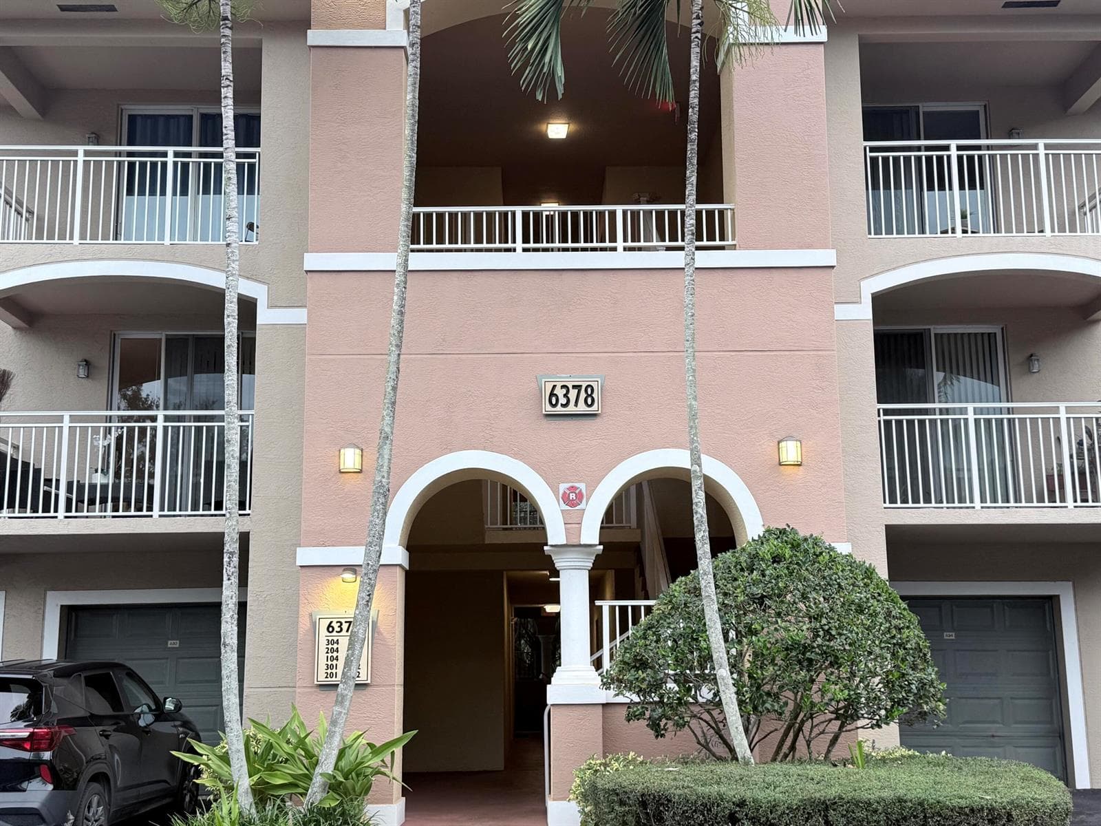 6378 Emerald Dunes Drive # 301, West Palm Beach FL 33411 photo 3