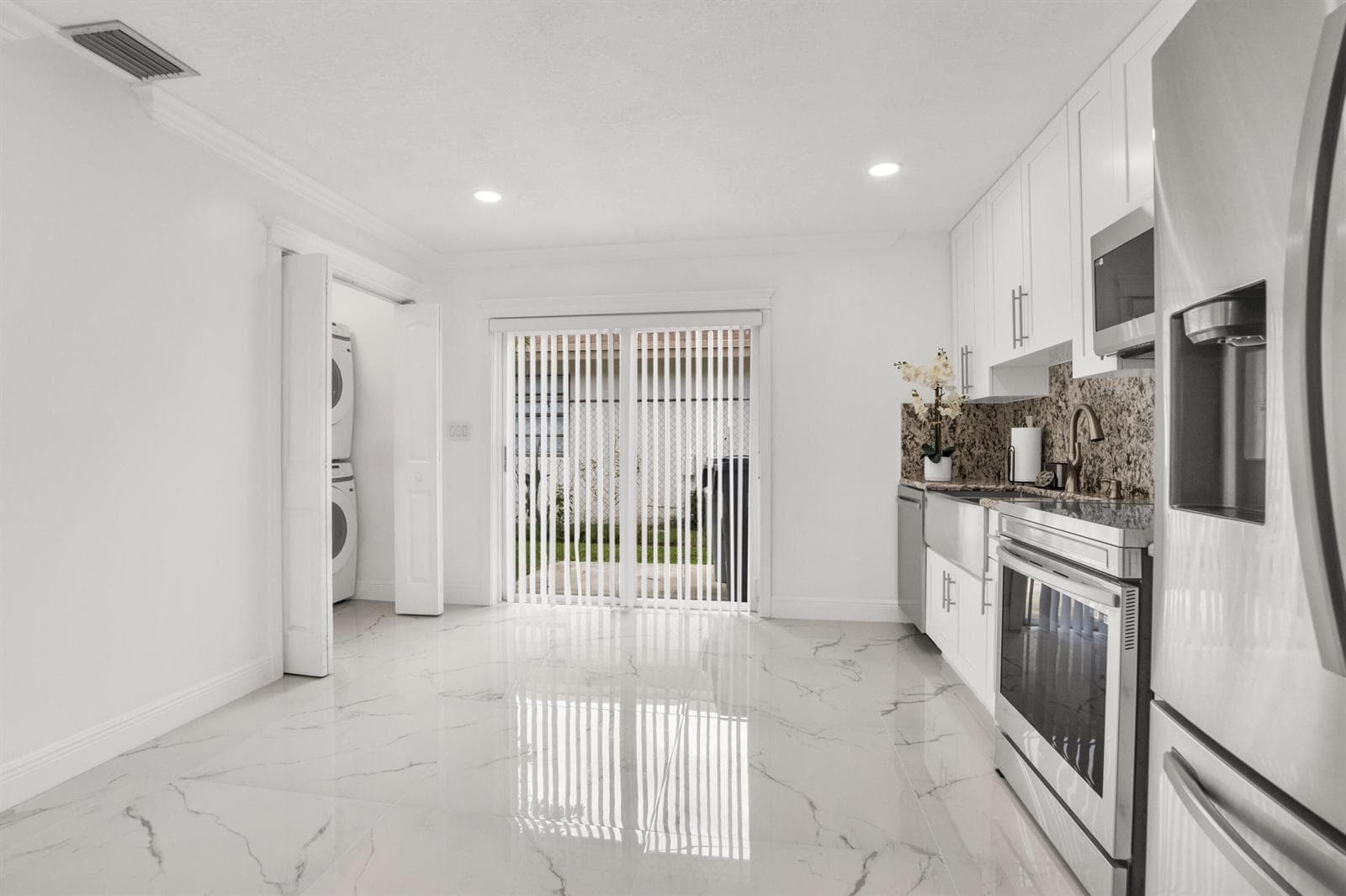 3421 NE 5th Avenue # Unit C, Pompano Beach, FL 33064