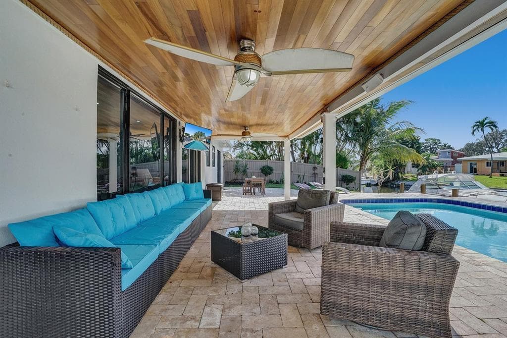 1701 SW 22ND Avenue, Fort Lauderdale FL 33312 photo 4