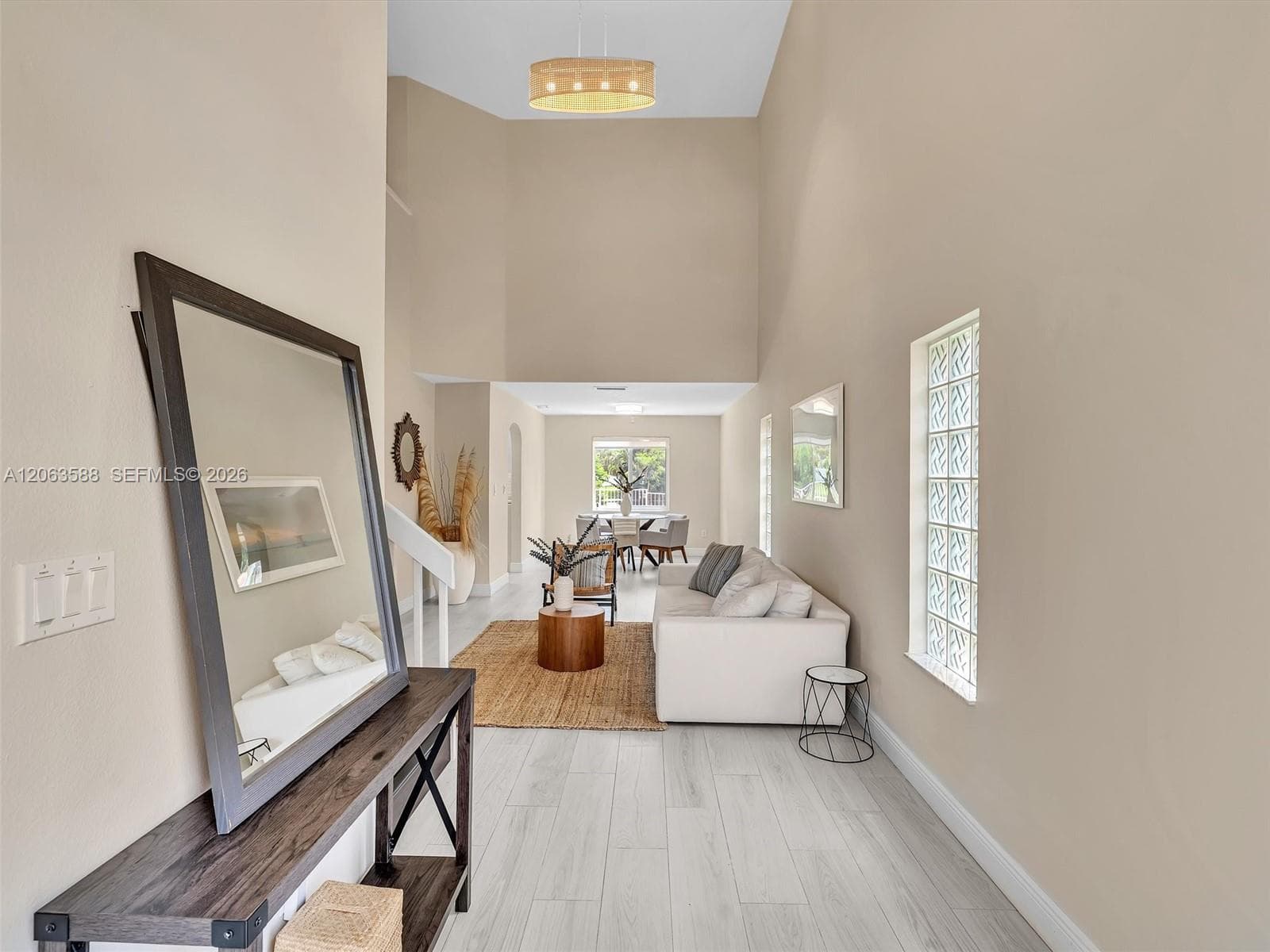 1385 NW 192nd Ter, Pembroke Pines FL 33029 photo 5