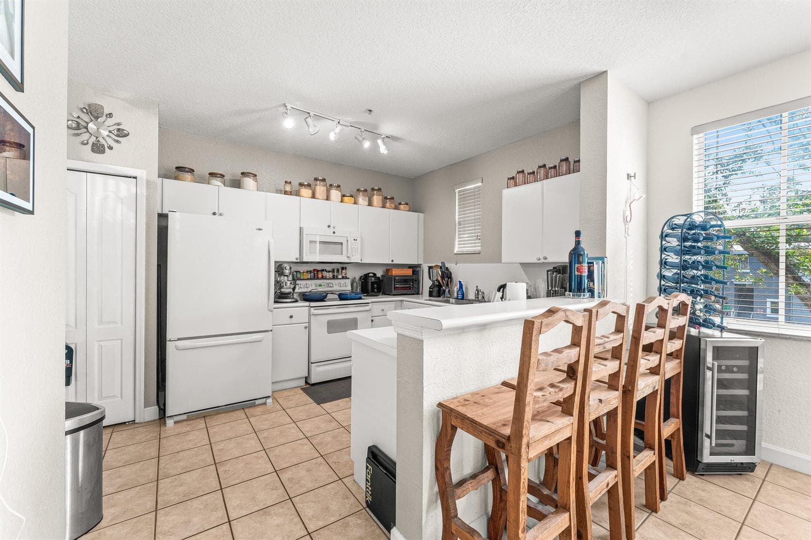1012 Shoma Drive, Royal Palm Beach FL 33414 photo 4