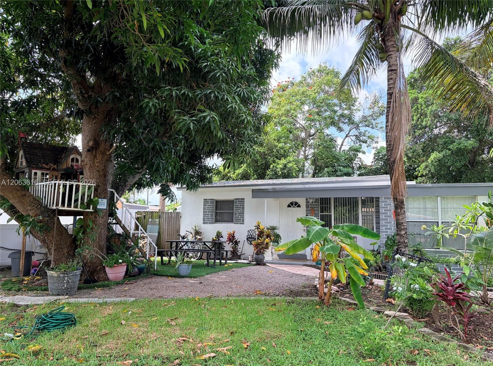 1448 NE 27th St, Pompano Beach FL 33064 photo 2
