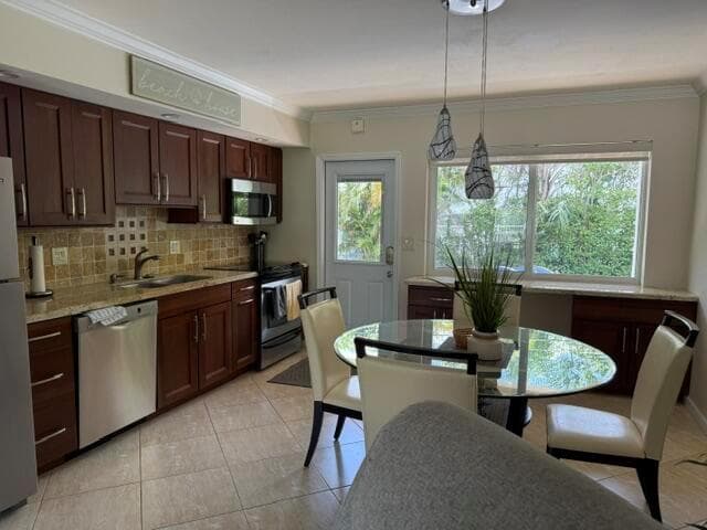 223 S FEDERAL Highway # 17, Dania Beach FL 33004 photo 4