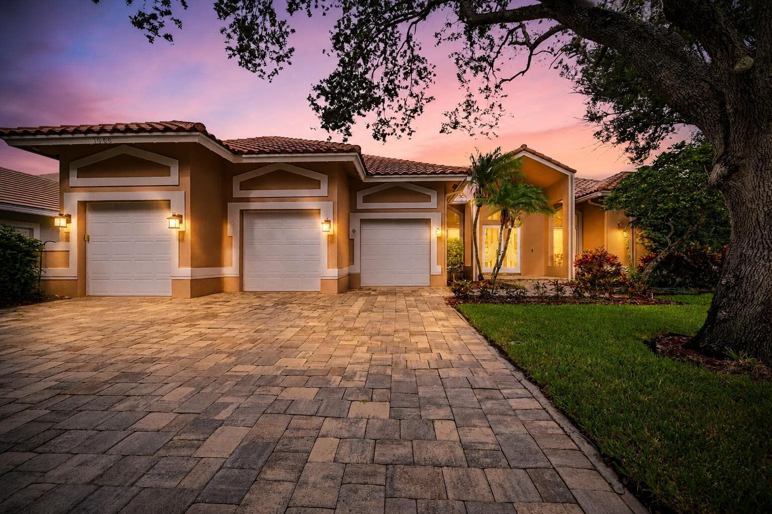 1960 HARTFORD Way, Coral Springs FL 33071 photo 2