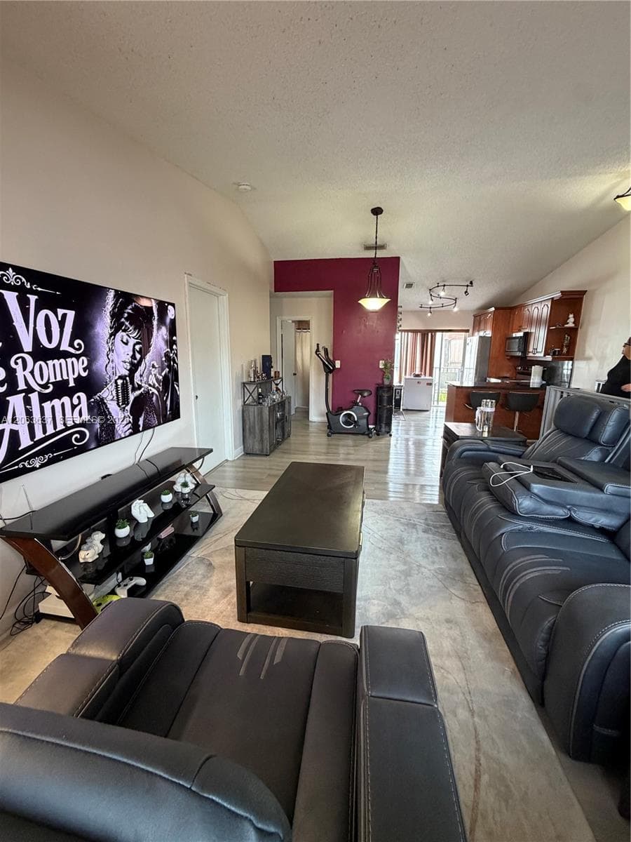 7878 W 29th Ln # 202, Hialeah FL 33018 photo 5