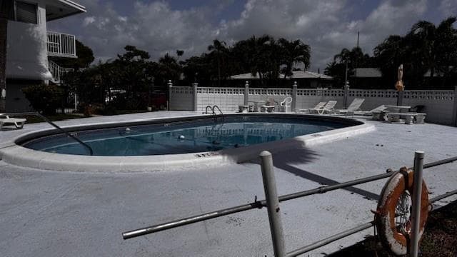 2020 NE 51st Court # 101, Fort Lauderdale, FL 33308 photo 4