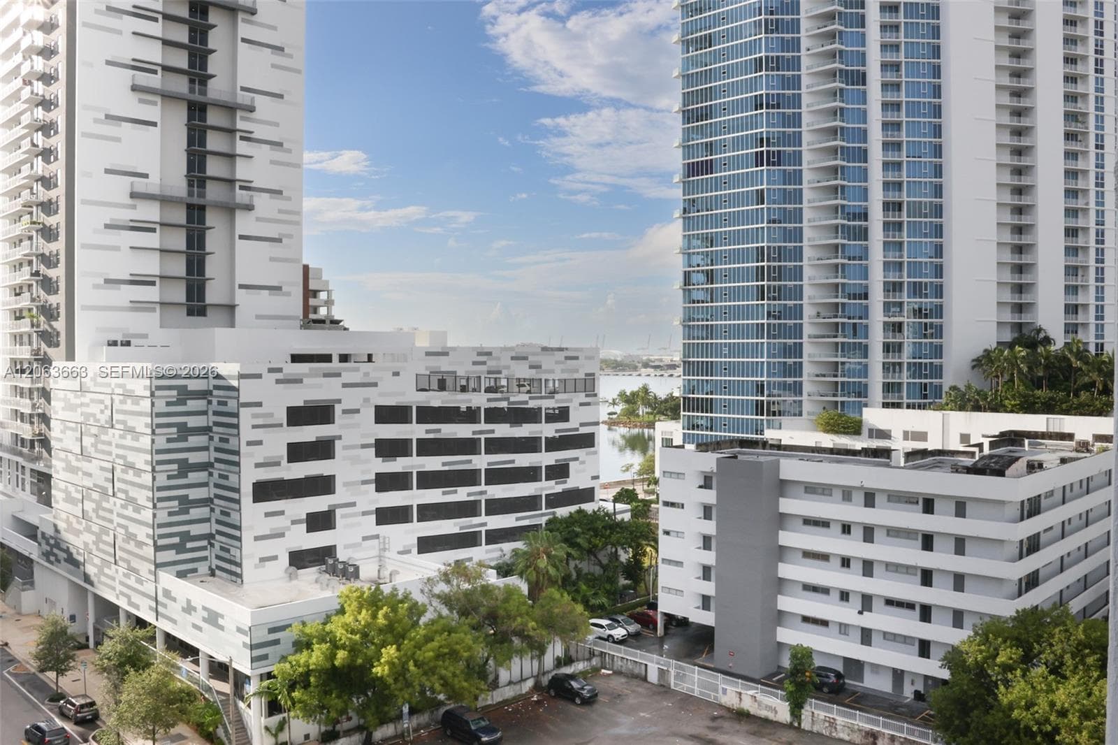 2200 NE 4th Ave # 802, Miami, FL 33137 photo 2