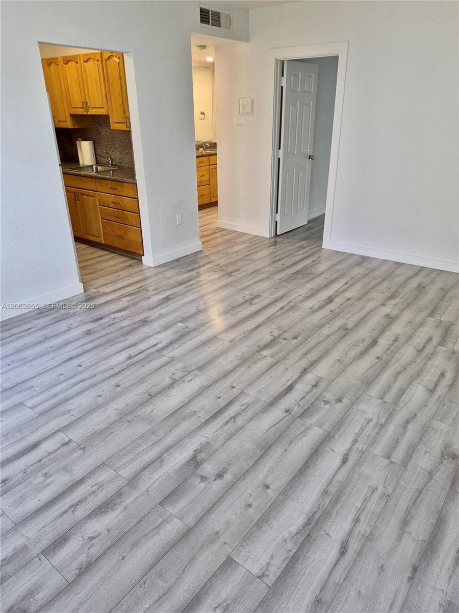 344 Meridian Ave # 4B, Miami Beach, FL 33139 photo 5