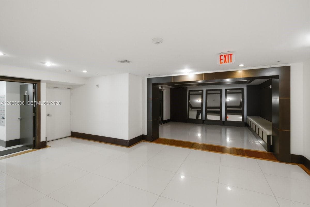4242 NW 2nd St # 807, Miami FL 33126 photo 5