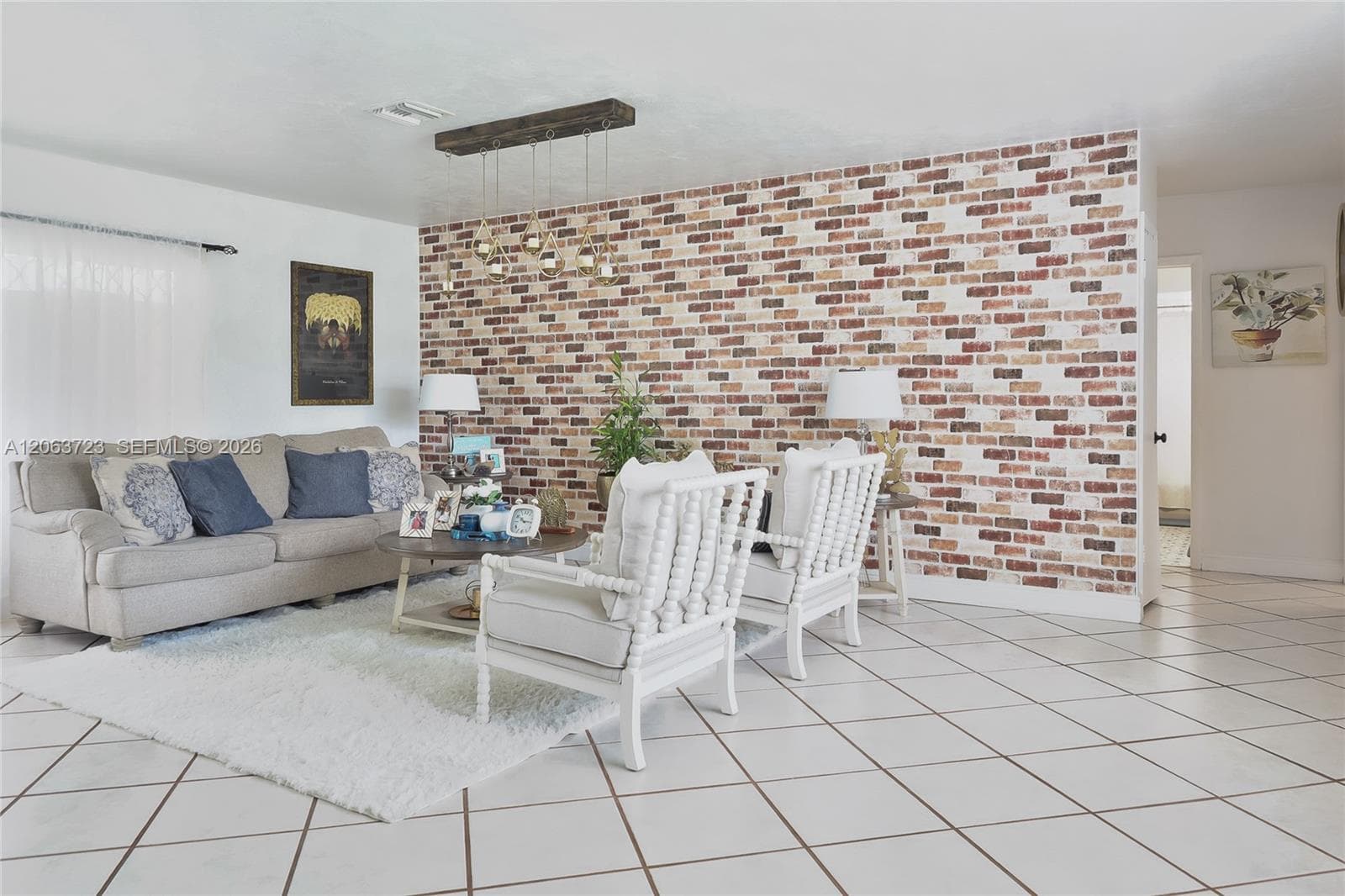 8121 SW 204th St, Cutler Bay FL 33189 photo 2
