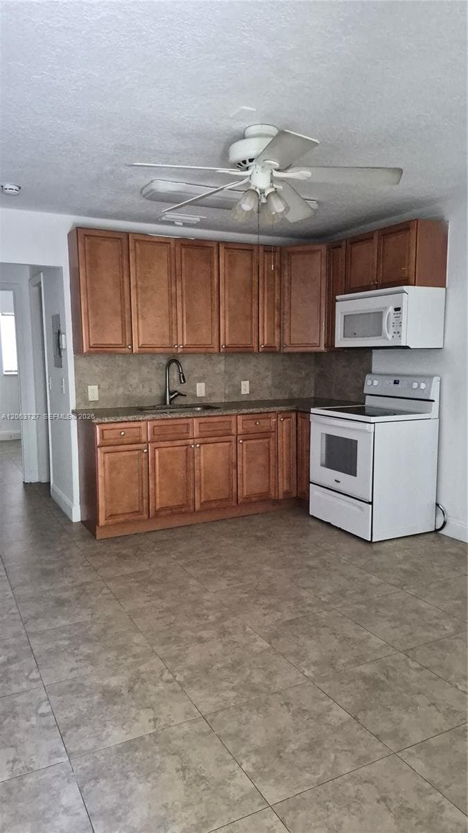 1480 NW 20th Ct, Fort Lauderdale FL 33311 photo 5