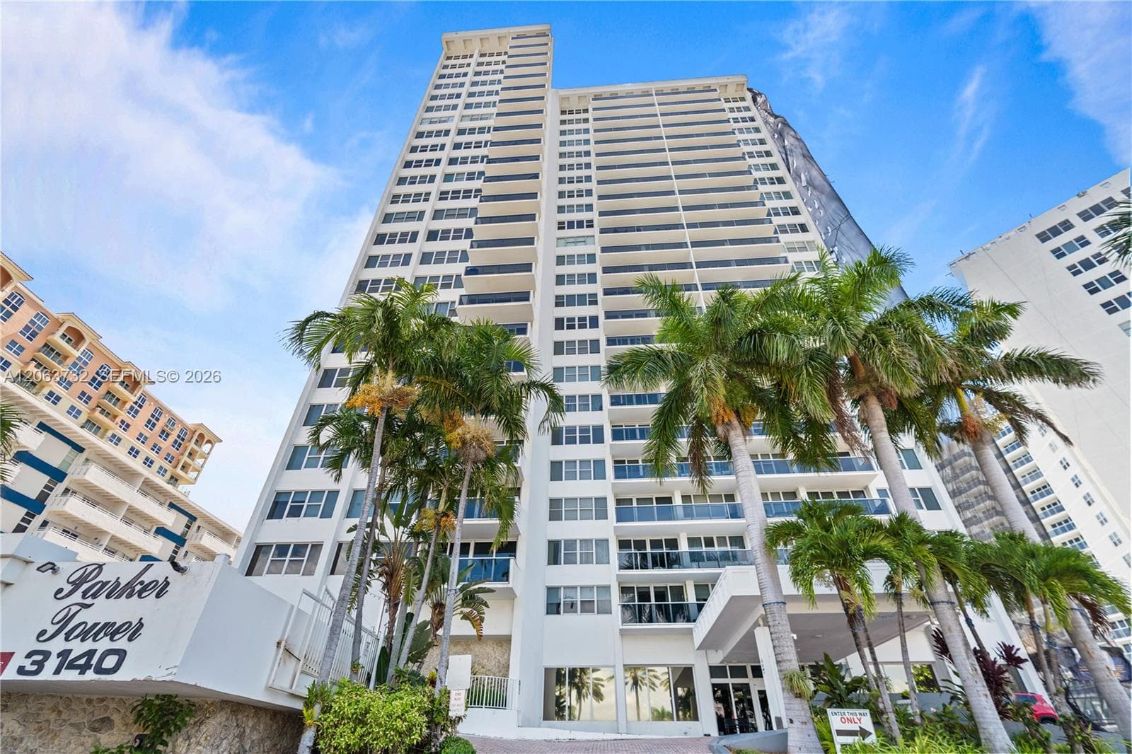 3140 S Ocean Dr # 911, Hallandale Beach FL 33009 photo 2