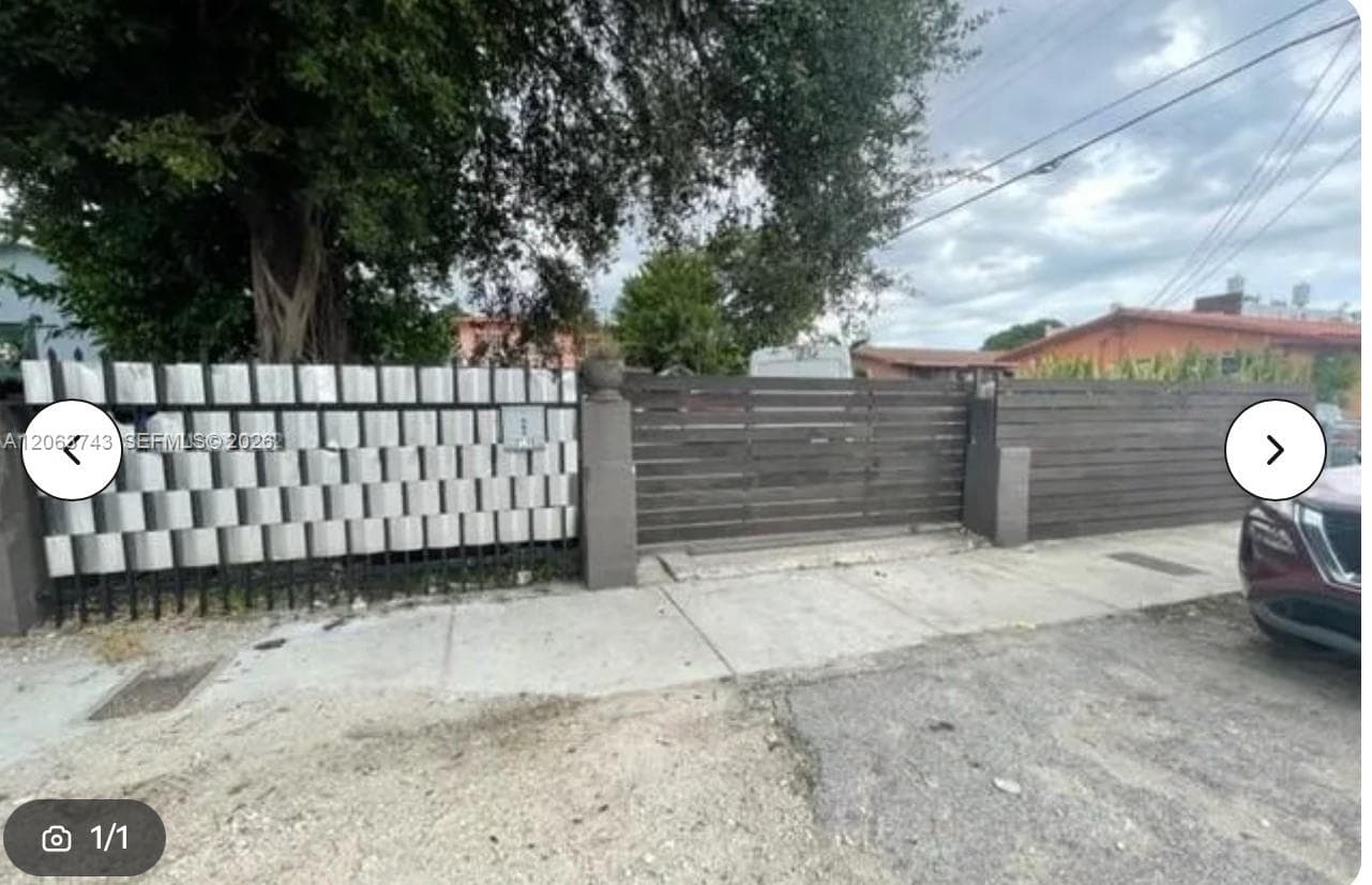 2215 NW 33rd St, Miami FL 33142 photo 2
