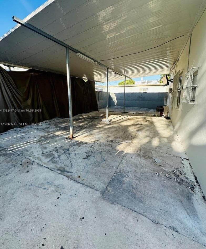 2215 NW 33rd St, Miami FL 33142 photo 5