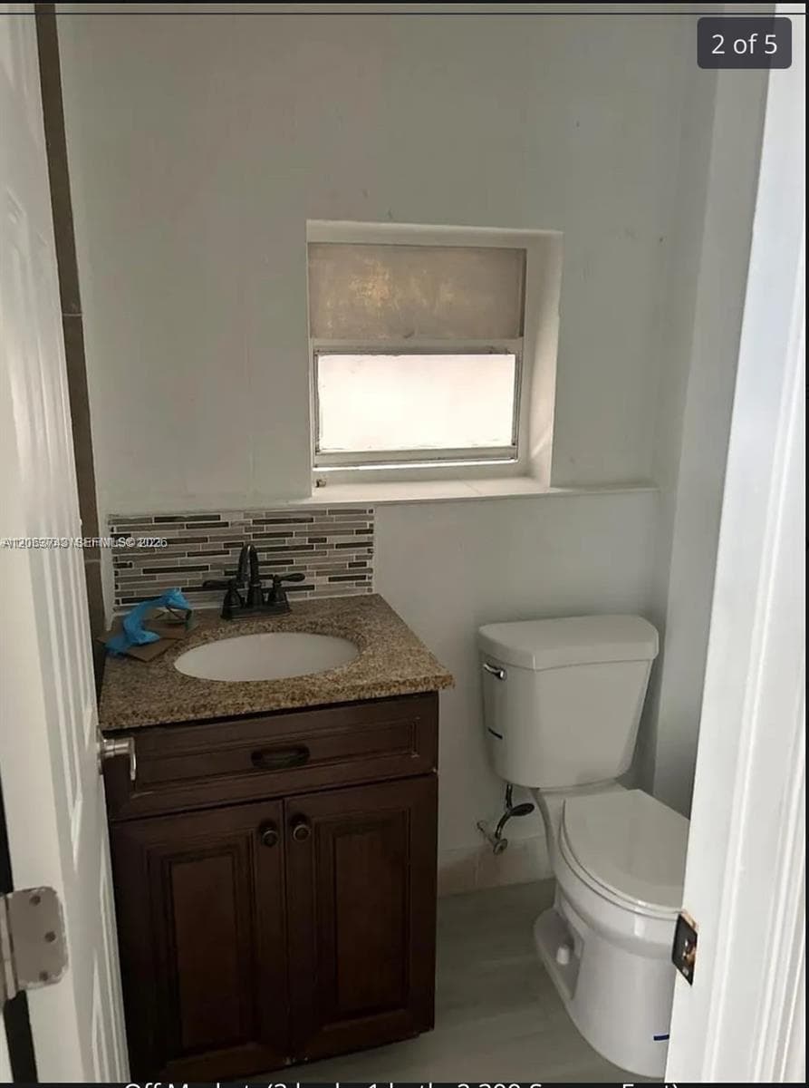 2215 NW 33rd St, Miami FL 33142 photo 4