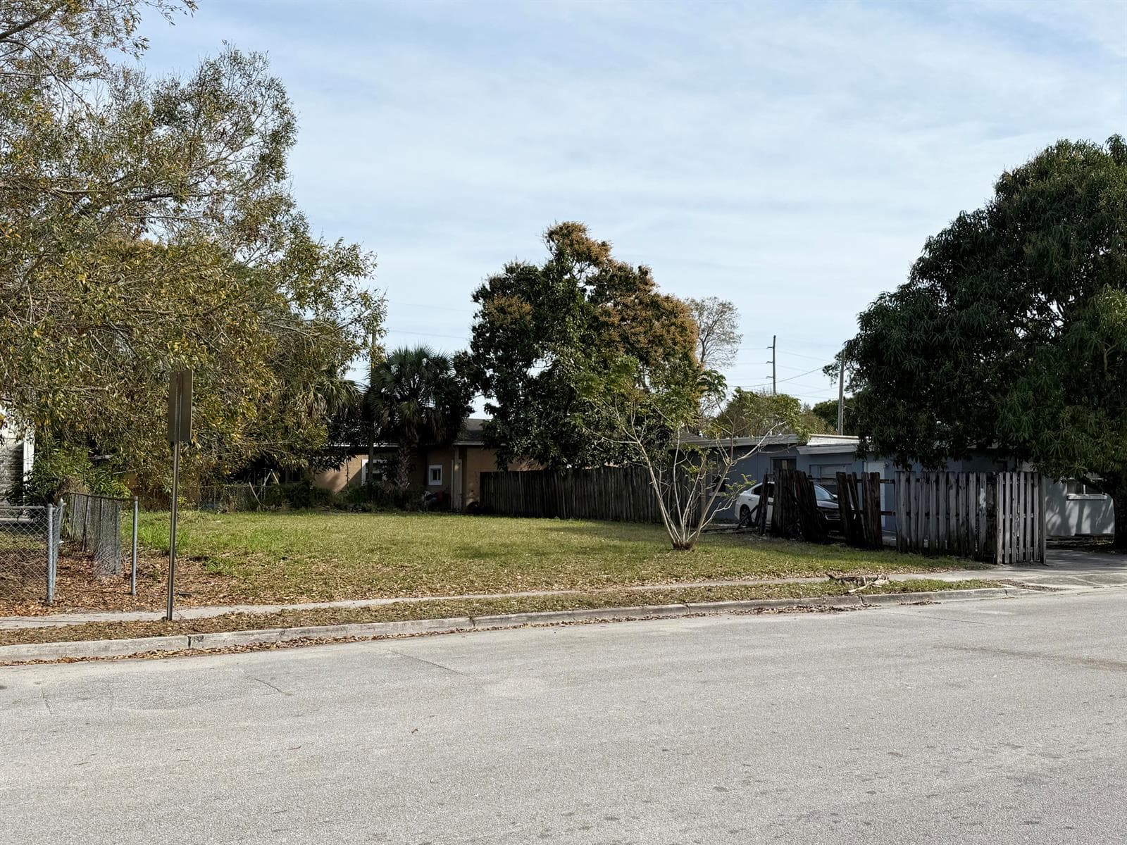 804 N 22ND Street, Fort Pierce FL 34950 photo 2