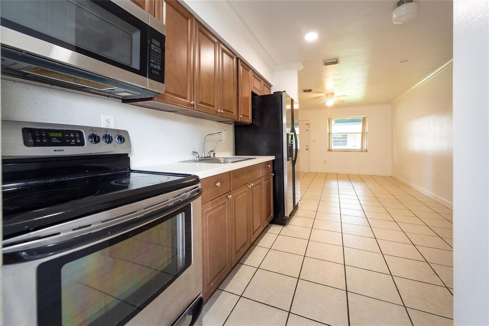 6170 SW 43RD Street # 2, Davie FL 33314