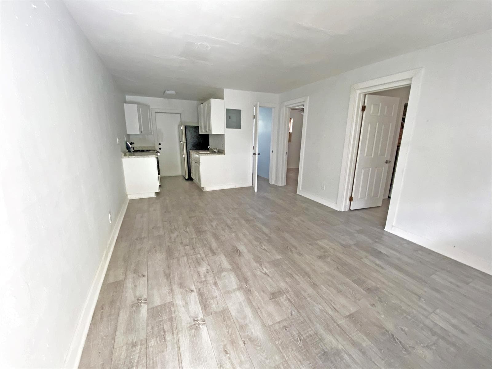 517 NW 15th Terrace, Fort Lauderdale FL 33311 photo 3