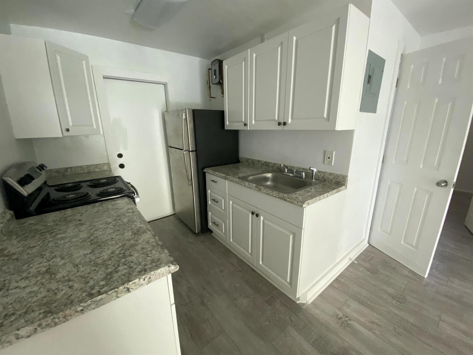 517 NW 15th Terrace, Fort Lauderdale FL 33311 photo 5