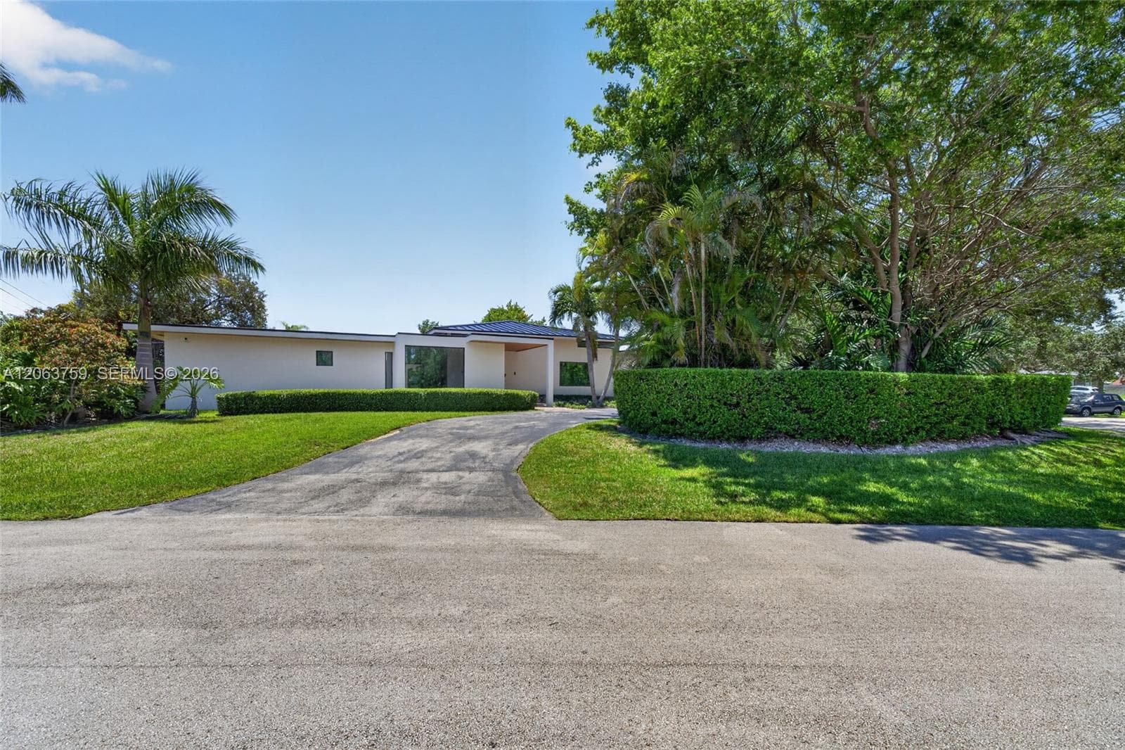 8880 SW 149th St, Palmetto Bay FL 33176 photo 2