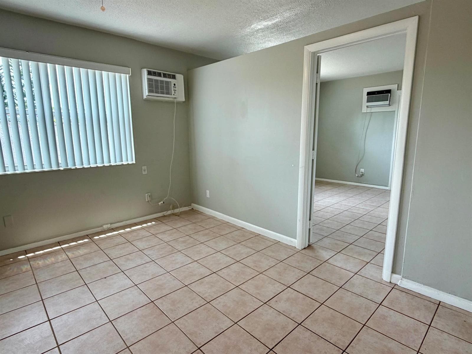3041 NE 20TH Terrace # 4, Fort Lauderdale, FL 33306 photo 4