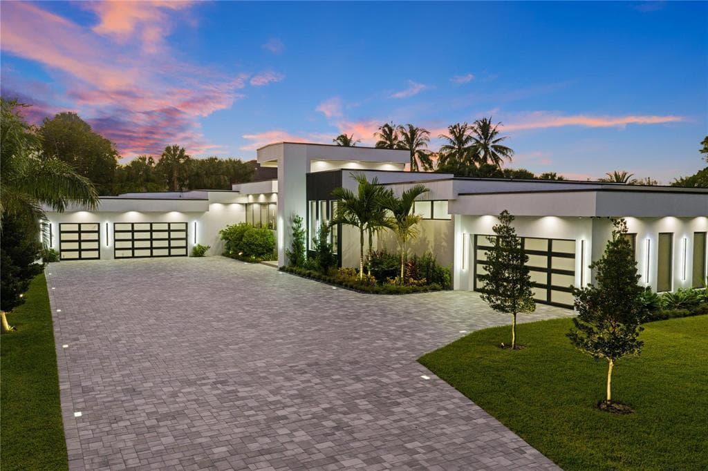 8795 Valencia Court, Parkland FL 33067 photo 3