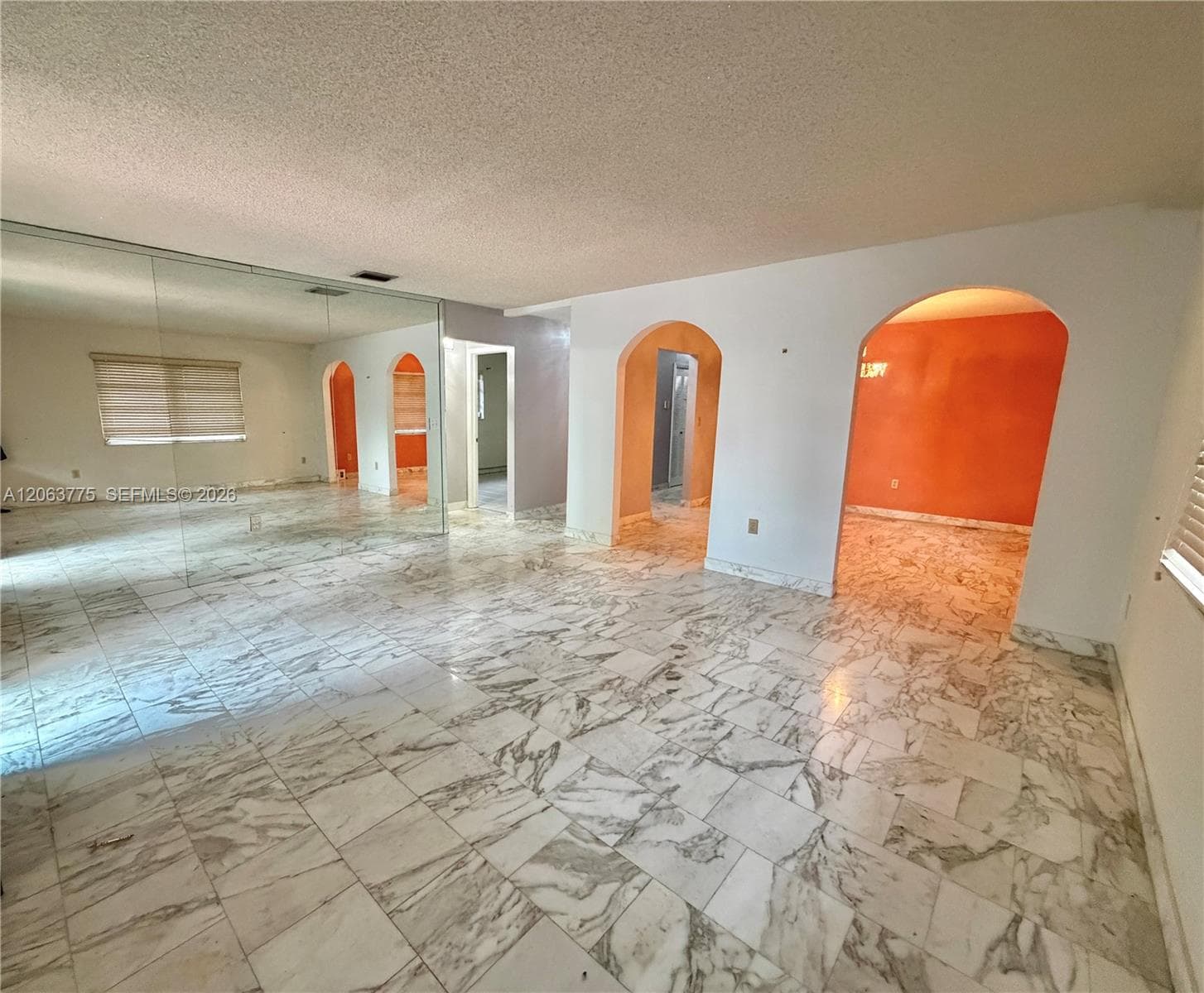 320 NW 61st Ave, Miami, FL 33126 photo 4