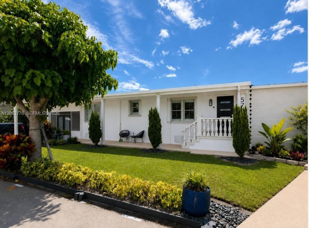 19800 SW 180 ave unit 570, Miami FL 33187