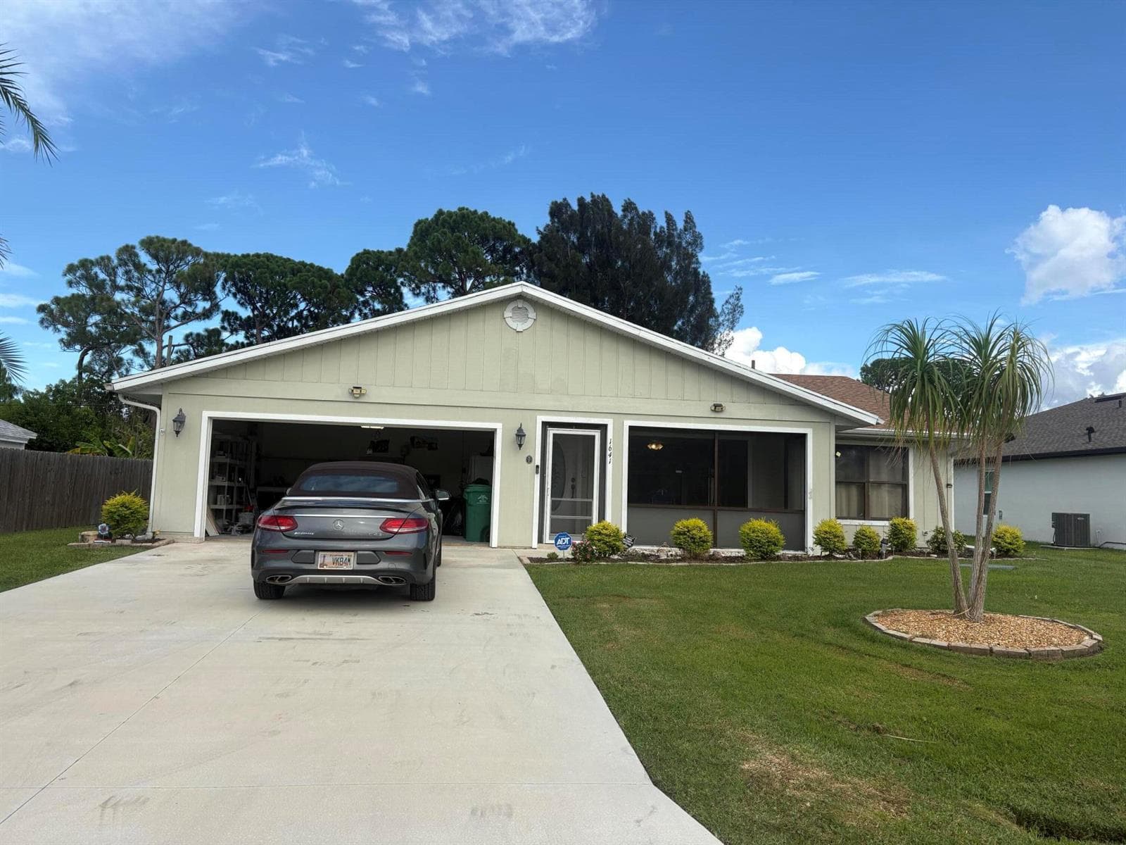 1641 SE CLEARMONT Street, Port St. Lucie FL 34983