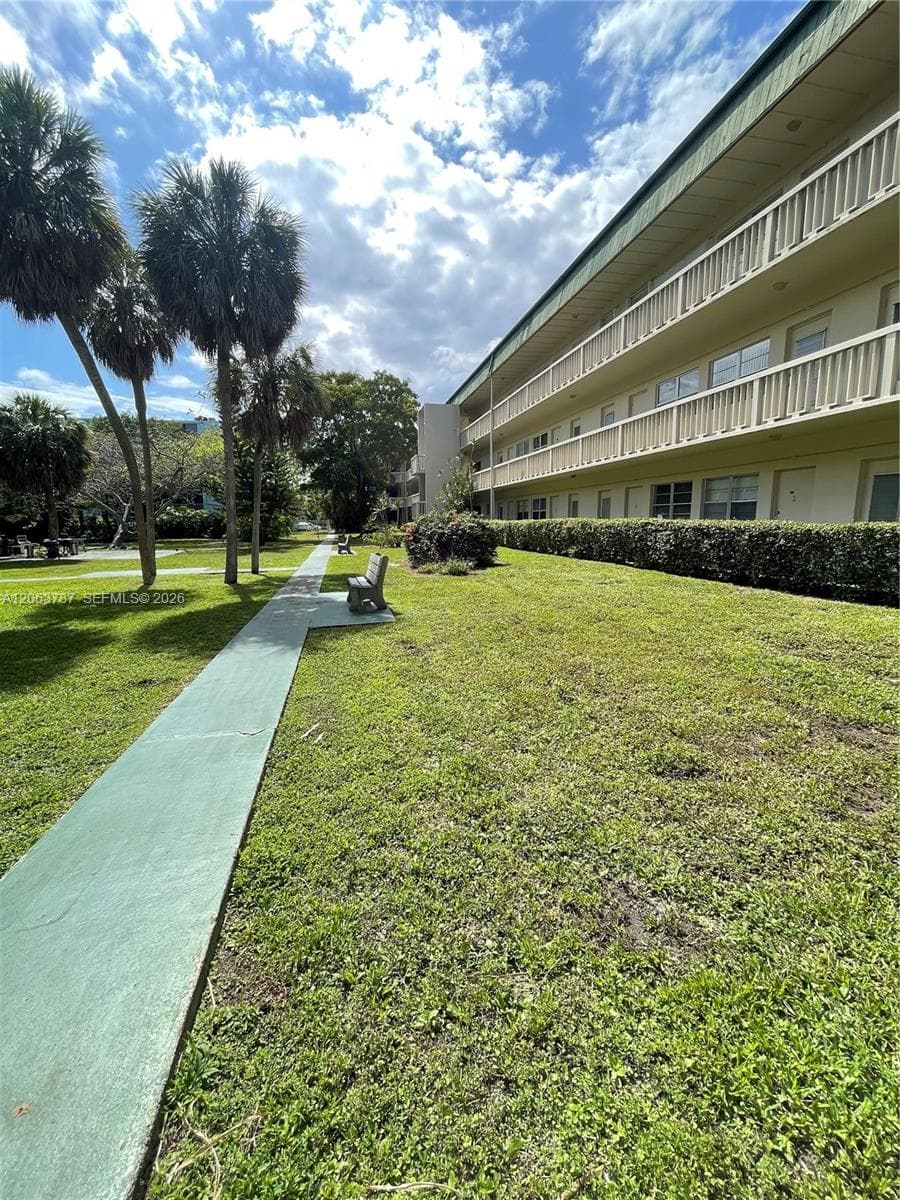 1420 Atlantic Shores Blvd # 130, Hallandale Beach FL 33009 photo 3