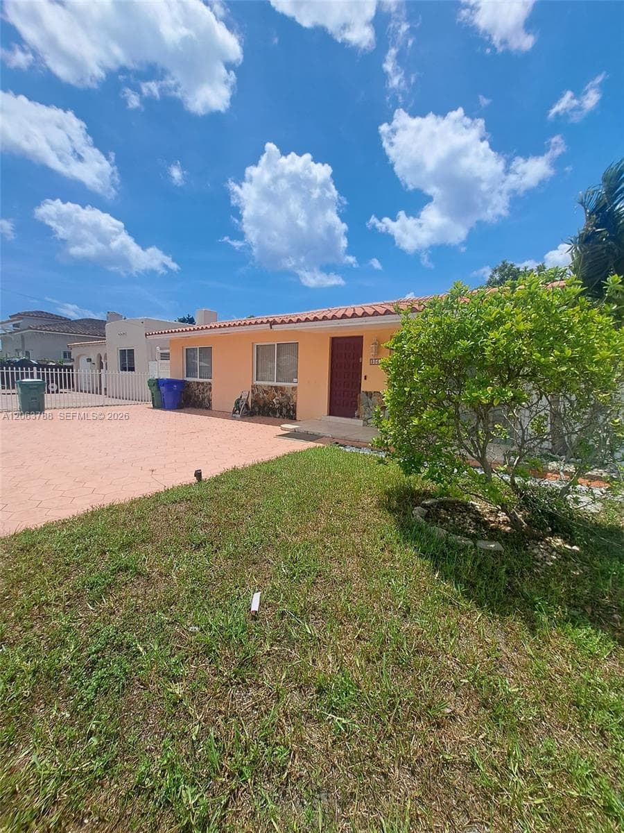 3062 SW 14th St, Miami FL 33145 photo 4