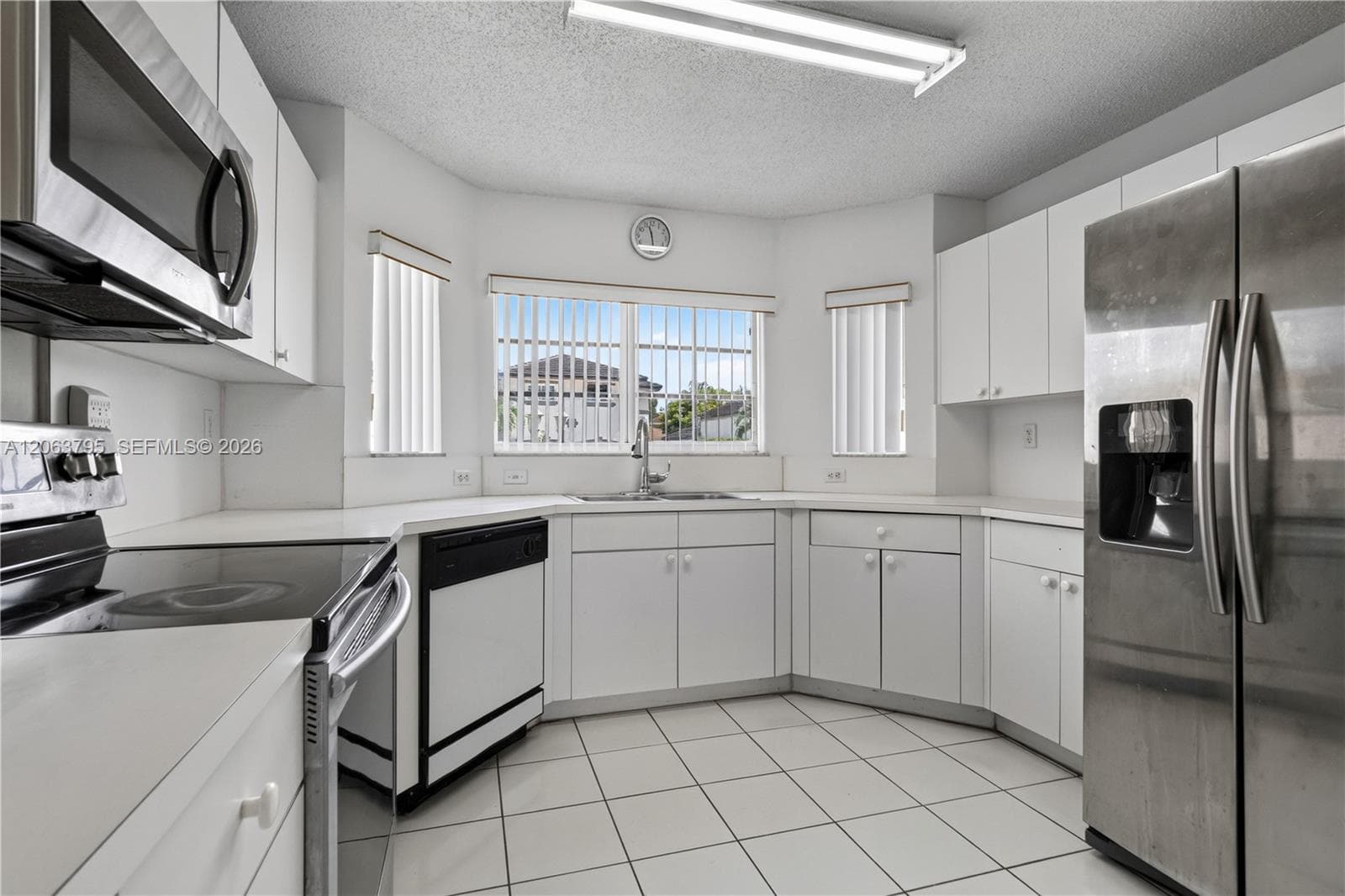 14156 SW 163rd Ter, Miami FL 33177 photo 4