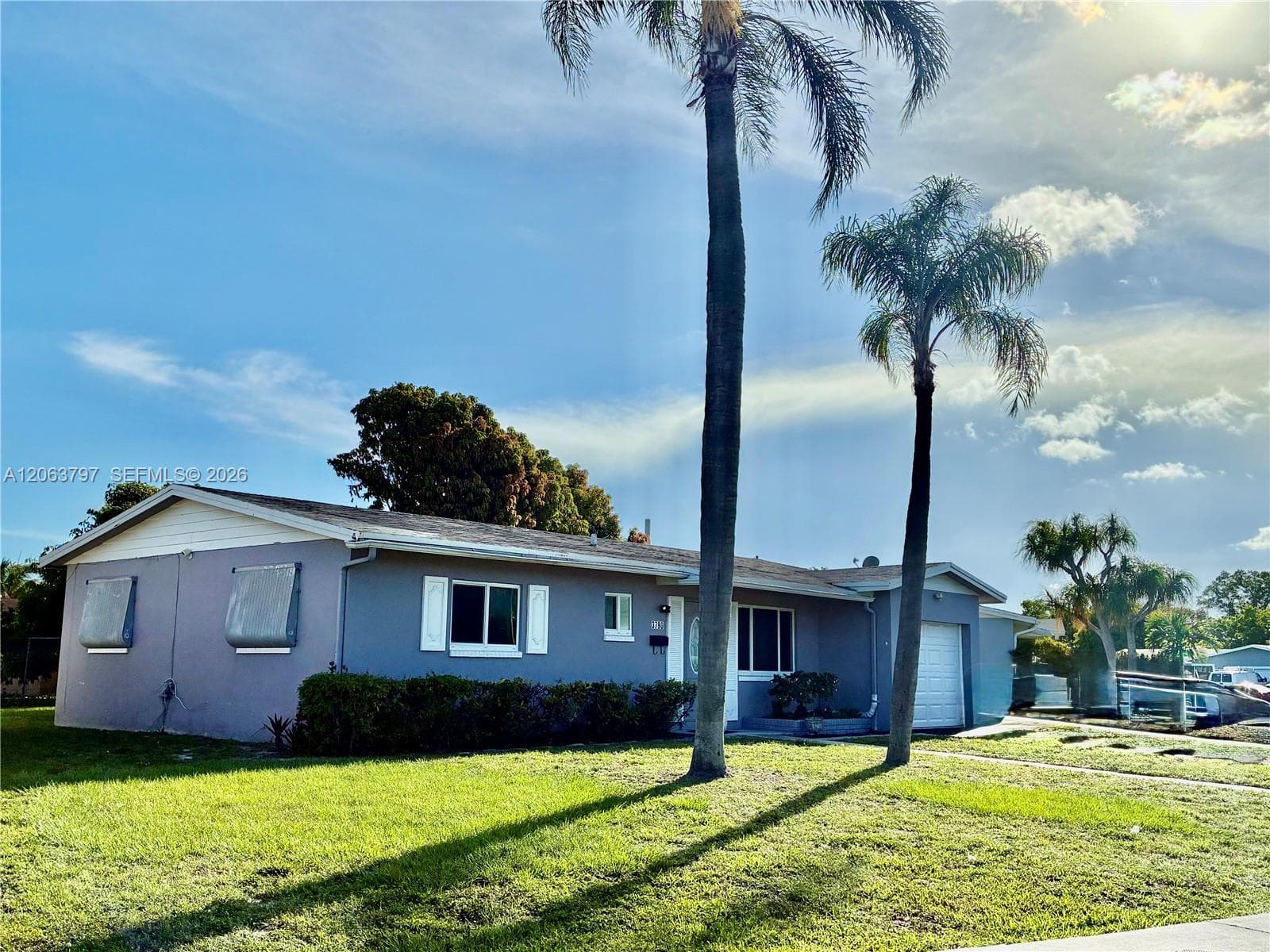 3790 NW 28th St, Lauderdale Lakes FL 33311 photo 2