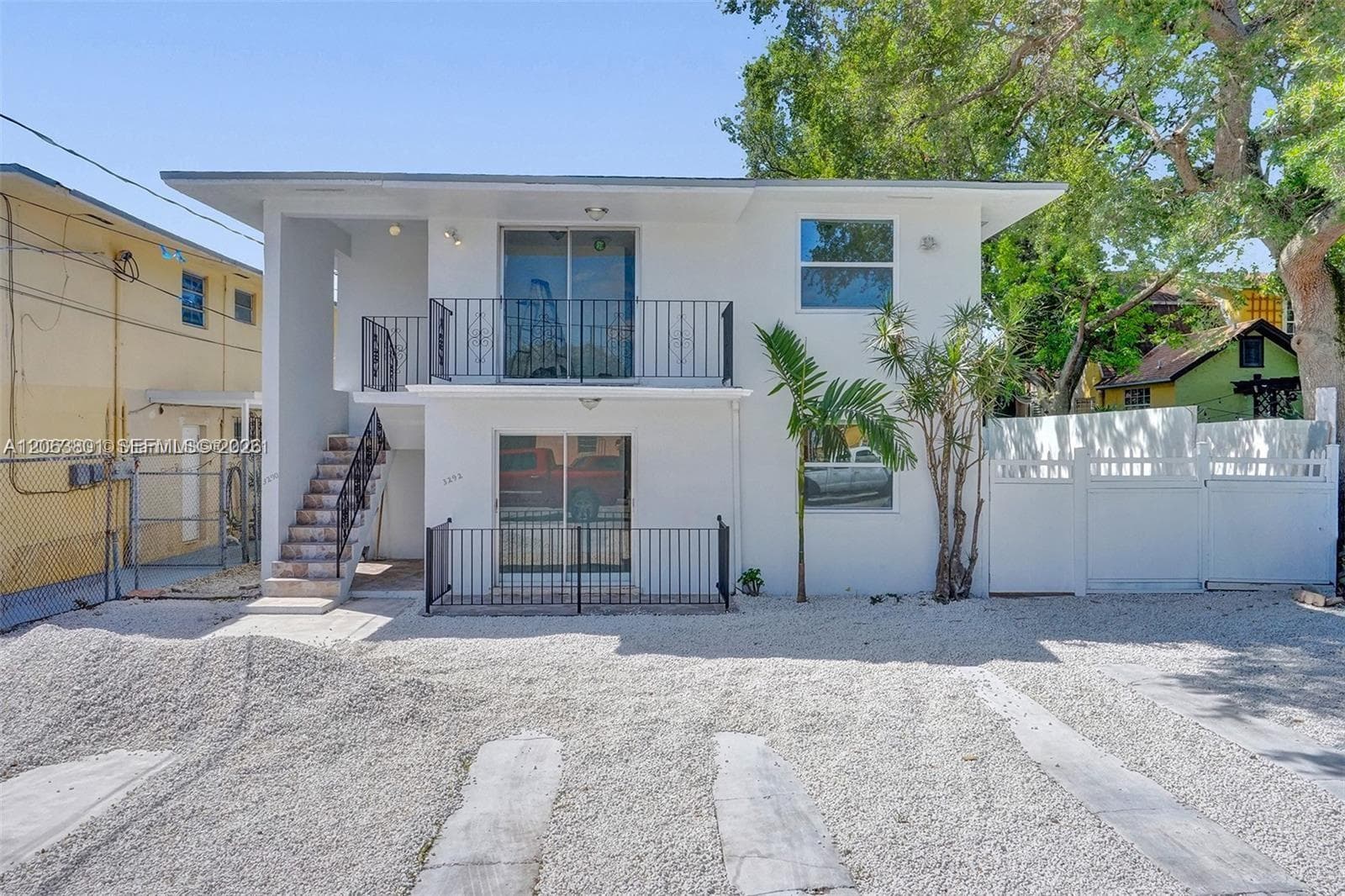 3290 NW 4th St # 3290, Miami, FL 33125