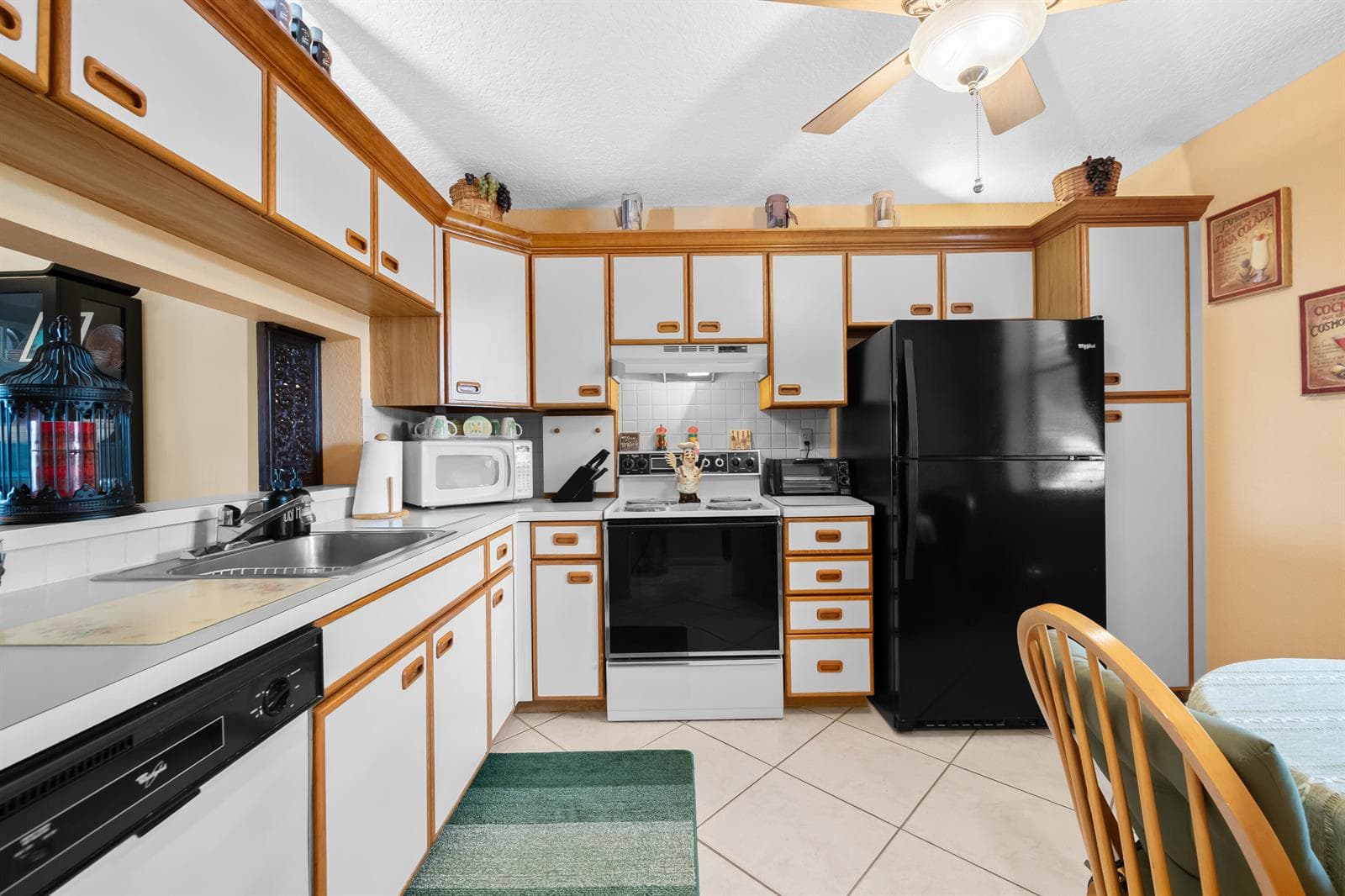 2768 CARAMBOLA Circle S # 101, Coconut Creek FL 33066 photo 3