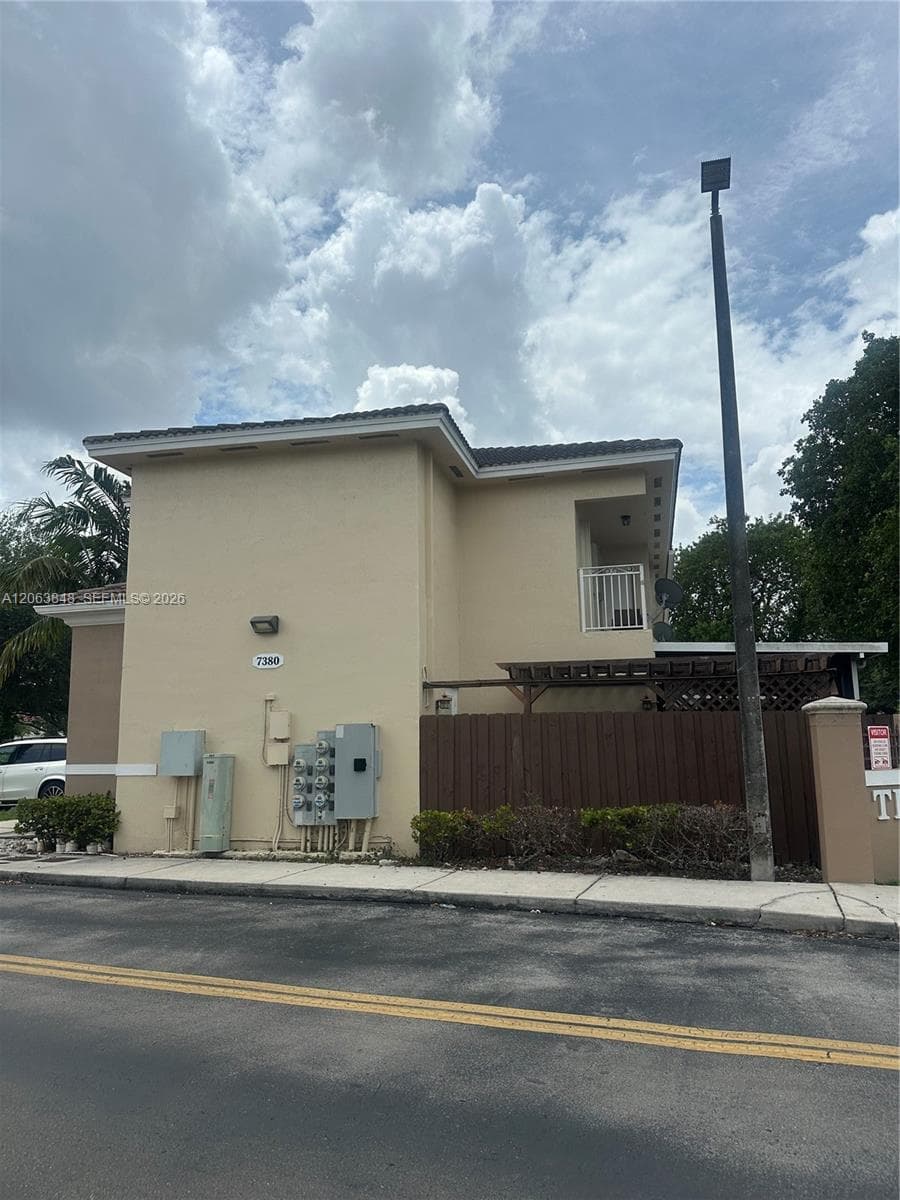 7380 NW 174th Ter # 204, Hialeah FL 33015 photo 4
