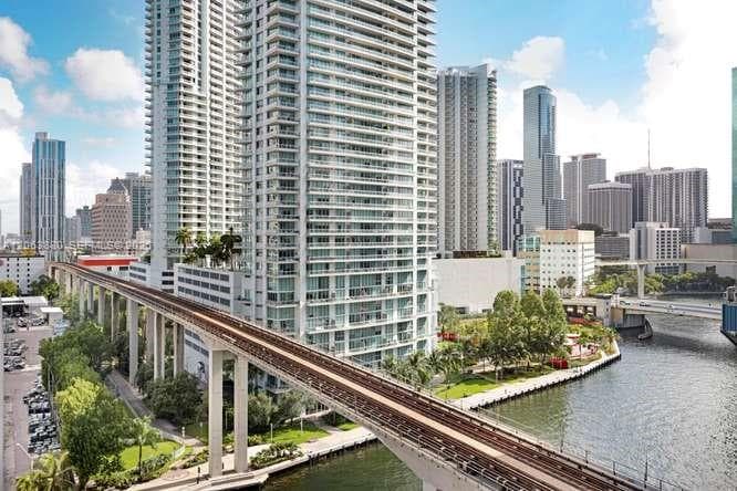 690 SW 1st Ct # 1506, Miami FL 33130