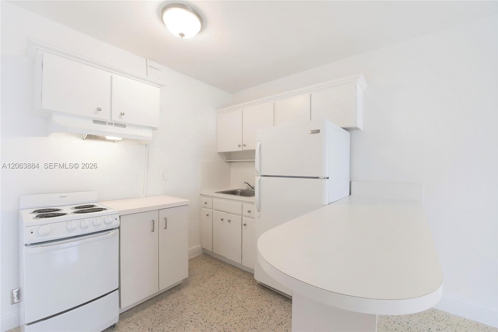 33 SALAMANCA AVE, Coral Gables FL 33134 photo 4