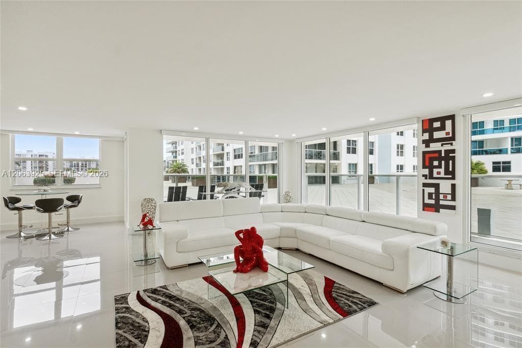 2751 S Ocean Dr # 301S, Hollywood FL 33019 photo 2