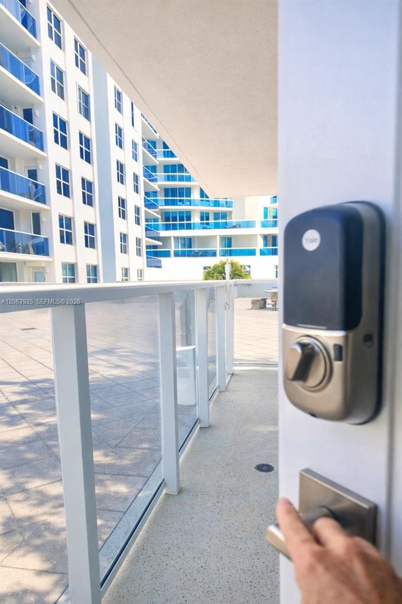 2751 S Ocean Dr # 301S, Hollywood FL 33019