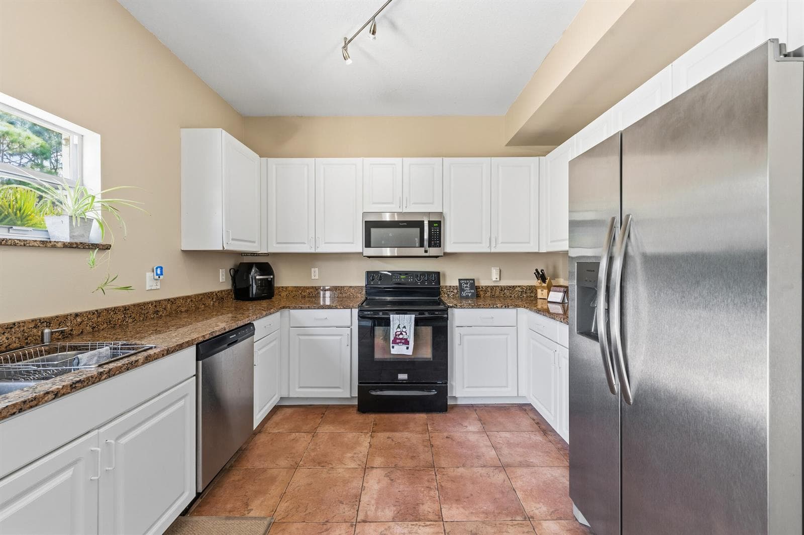 624 NE BENT PADDLE Lane, Port St. Lucie FL 34983 photo 4