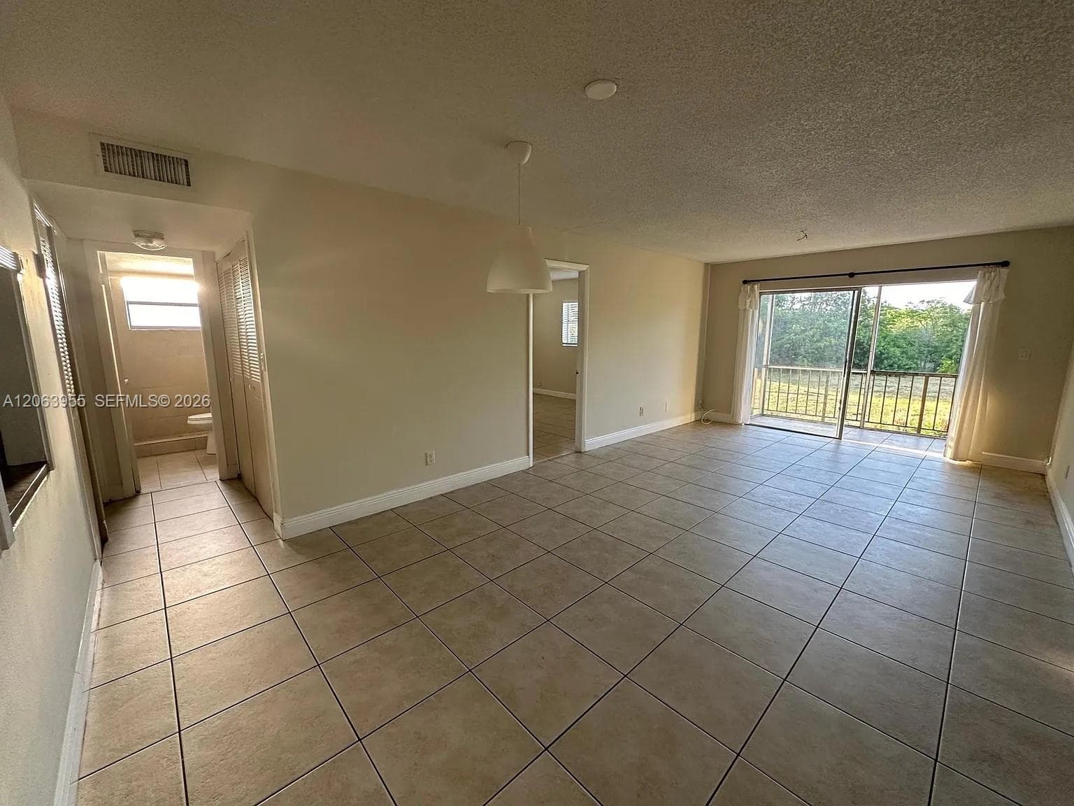 961 NW 45th St # 6, Deerfield Beach FL 33064 photo 2