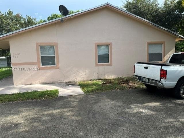 6142 Arthur St # 6142, Hollywood, FL 33024 photo 4