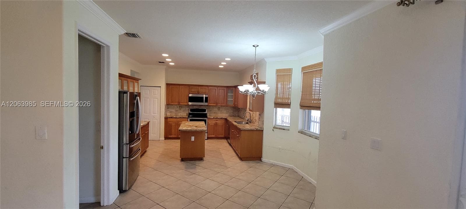 8765 SW 208th St, Cutler Bay FL 33189 photo 5