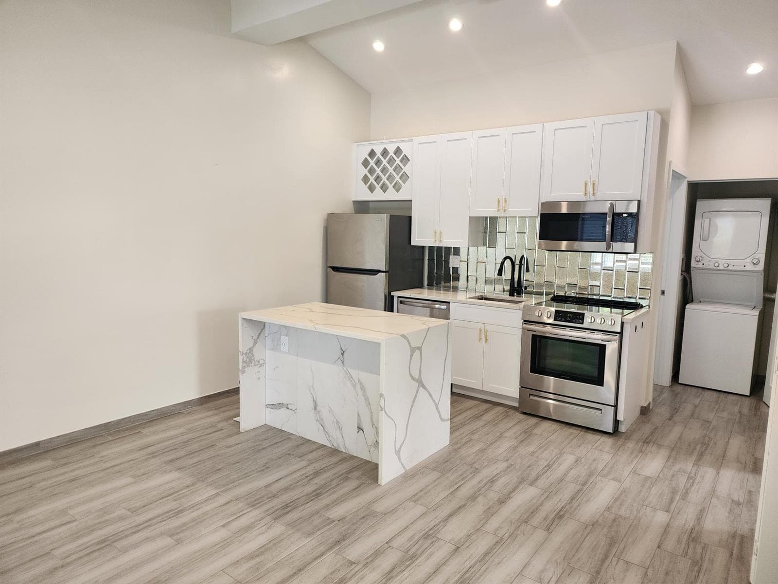 315 SW 7TH Street # 1, Fort Lauderdale FL 33315